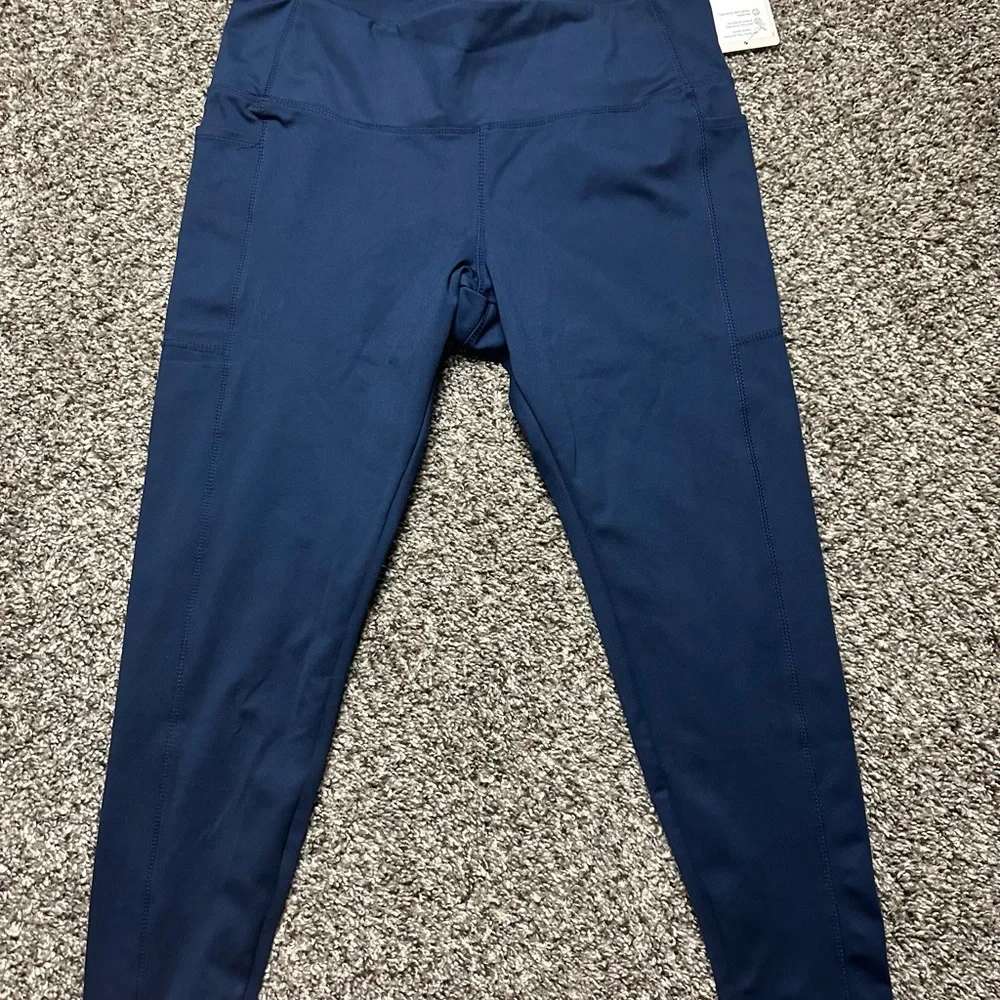 Women’s Danskin Dark Navy Brushed Pocket Leggings Size XL NWT - Picture 4 of 5